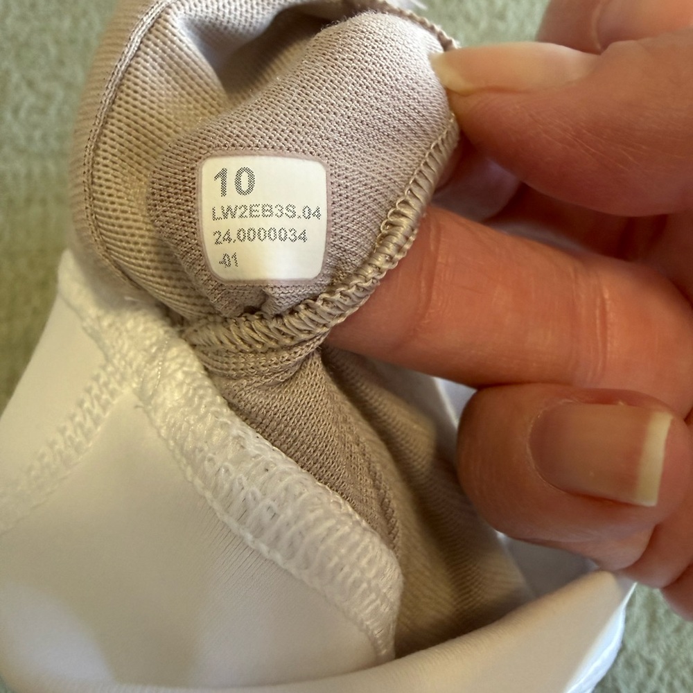Lululemon Energy Bra B-C Cup - Picture 8 of 9